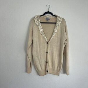 Fashion Crossroads knit Cardigan Sweater Vintage Button Down Cream Lace Collar